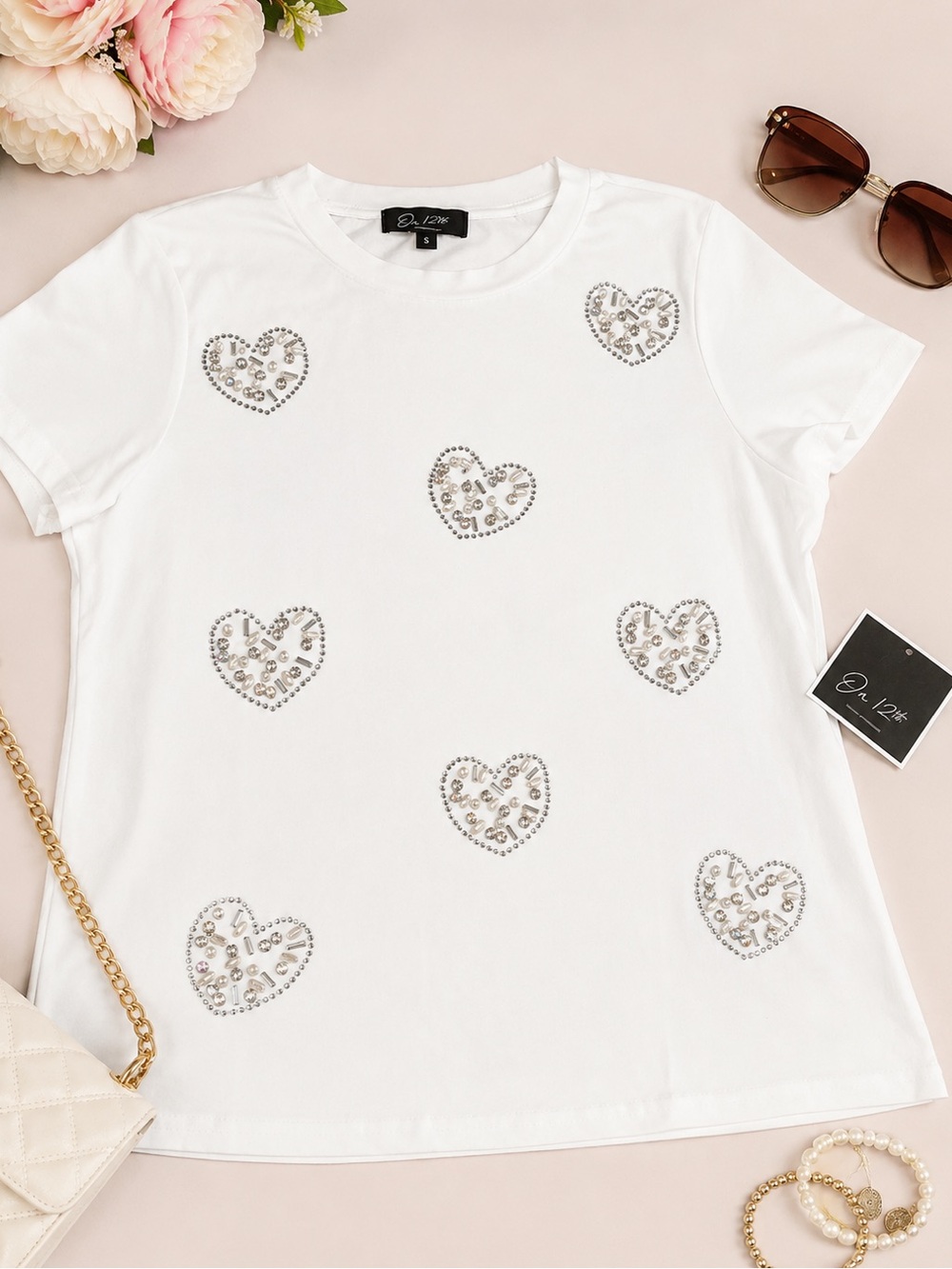 On Twelfth White Sequin Heart Tee Size Small NWT Casual T